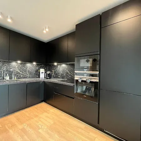 Luxueux Climatise Avec Terrasse, 6 Couchages - 17eme Arrondissement De Paris Apartment Clichy