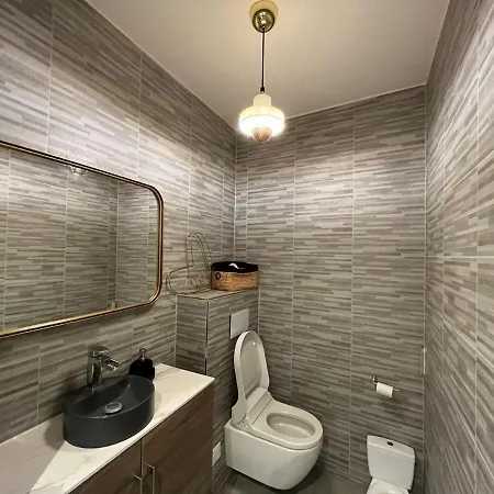 Luxueux Climatise Avec Terrasse, 6 Couchages - 17eme Arrondissement De Paris Apartment
