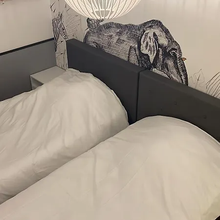 Luxueux Climatise Avec Terrasse, 6 Couchages - 17eme Arrondissement De Paris Apartment Clichy